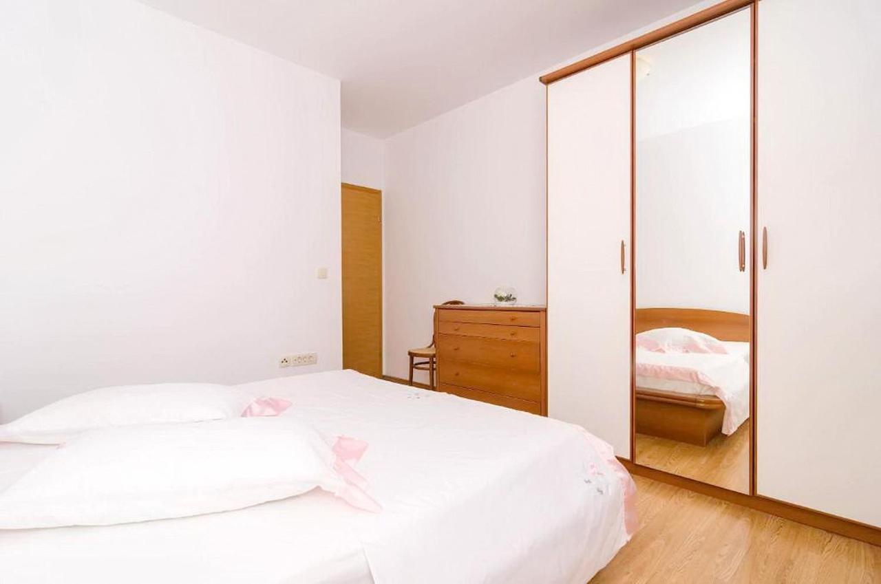 Apartments Villa Bella Vista Gornji Dingac ภายนอก รูปภาพ